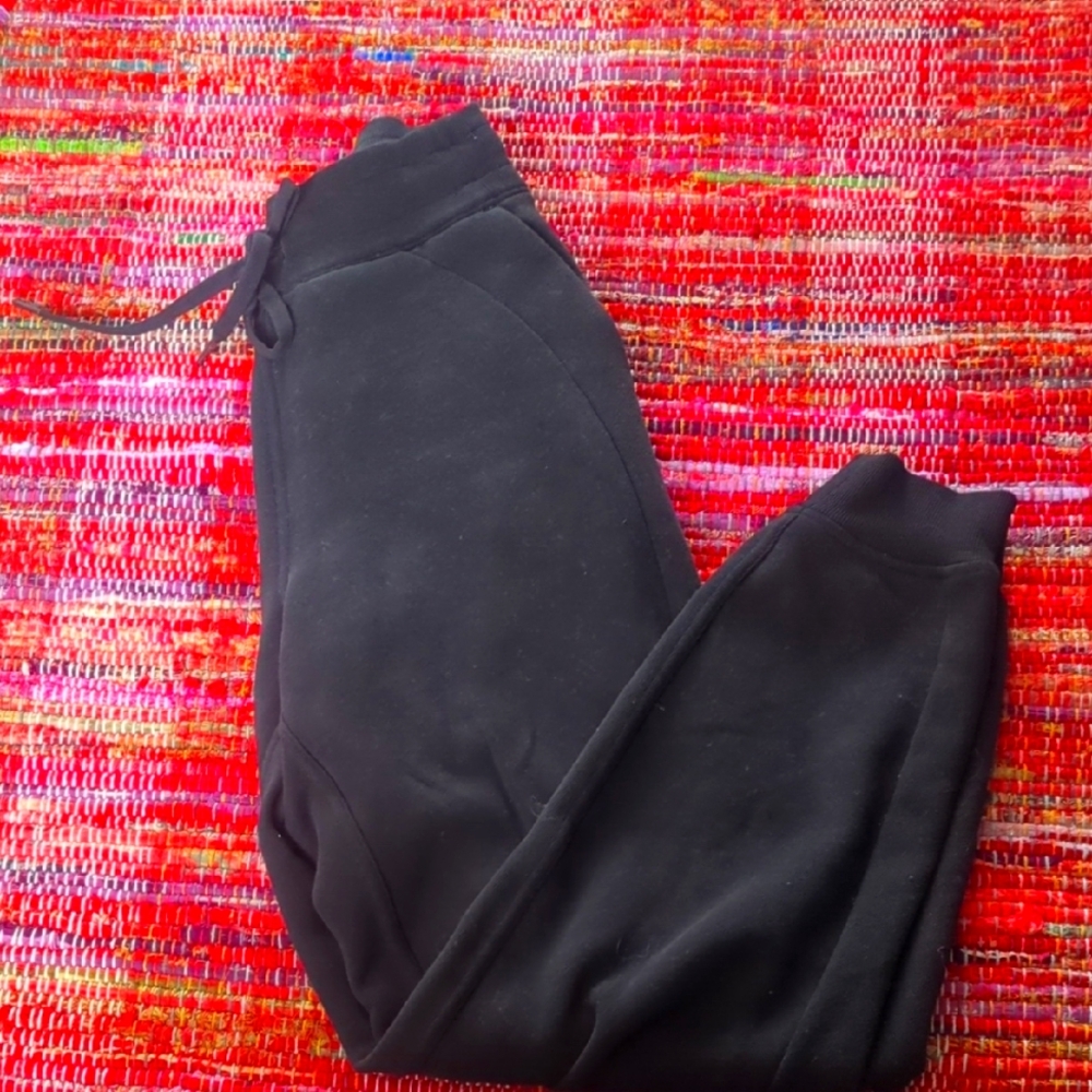 Women's Lululemon High Rise Scuba jogger NWOT